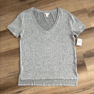NWT Caslon Cozy Soft Spun V neck Grey Top Small
